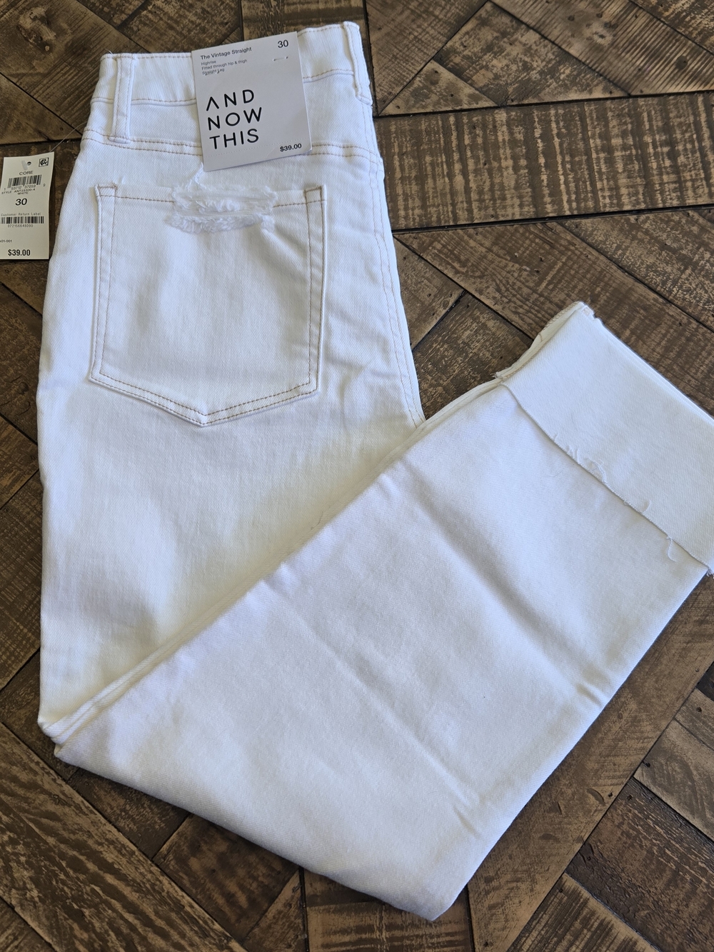 And Now This White Highrise Vintage Straight Cropped Distressed Jeans Sz 30, NWT
